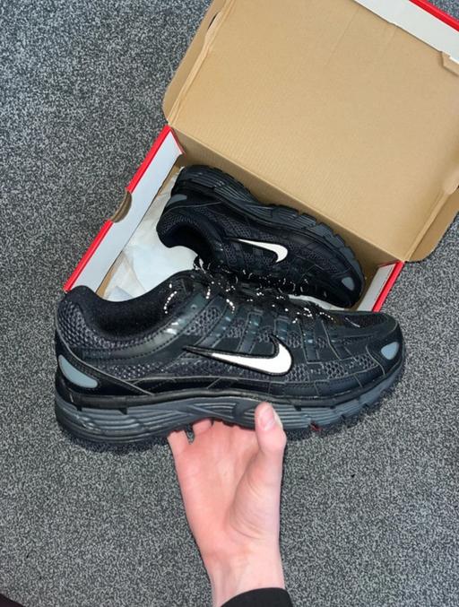 Buy & Sell Broadfield Crawley - Photos for Nike P-6000 Triple Black