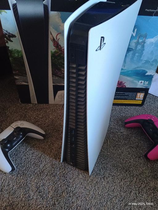 Buy & Sell Warrington Burtonwood - Halton - Photos for digital ps5 and 2 controllers