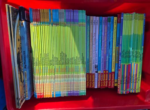 Buy & Sell South East London Addington Village Station - South East London - Photos for Early reader books