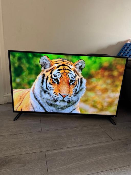 Buy & Sell West Midlands Sandwell - Photos for 40 inch Android Smart TV