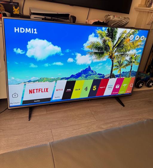 Buy & Sell West Midlands Sandwell - Photos for LG 60 inch 4K Ultra HD Smart TV