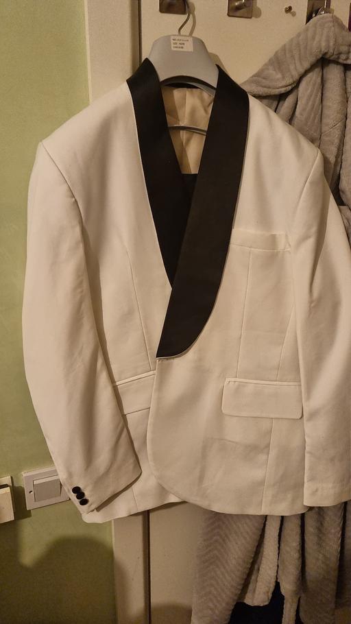 Buy & Sell South East London Bermondsey - South East London - Photos for Men's Black and White Wedding Tuxedo
