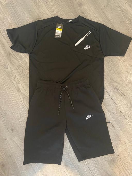 Buy & Sell Kent Swale - Photos for Nike T-shirt and short set