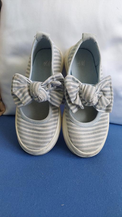 Buy & Sell South East London Elmers End - South East London - Photos for Slip on Pumps with Bow