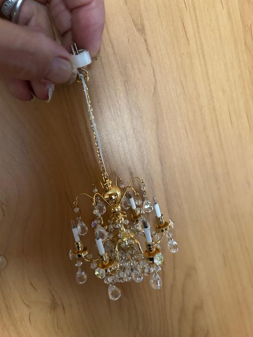 Buy & Sell Gloucestershire South Gloucestershire - Photos for Real crystal dolls house chandelier