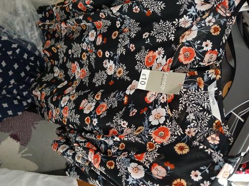 Buy & Sell South West London Lambeth - Photos for ladies top