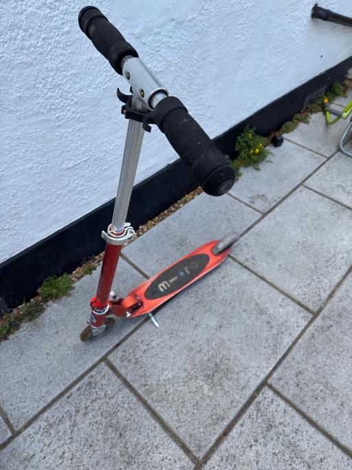 Buy & Sell South West London Sutton - Photos for Micro Scooter RED