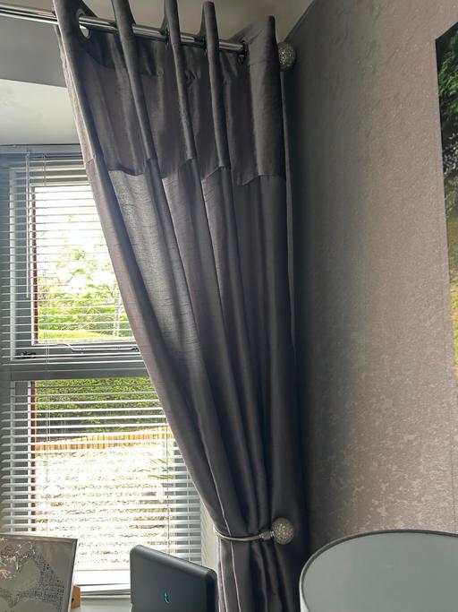 Buy & Sell West Midlands Wolverhampton - Photos for Grey fully lined curtains