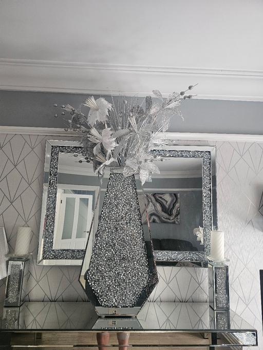 Buy & Sell Essex Castle Point - Photos for very large dimonte vase with flowers