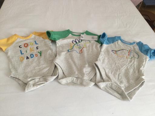 Buy & Sell Shildon County Durham - Photos for 3 tops age 3/6 months