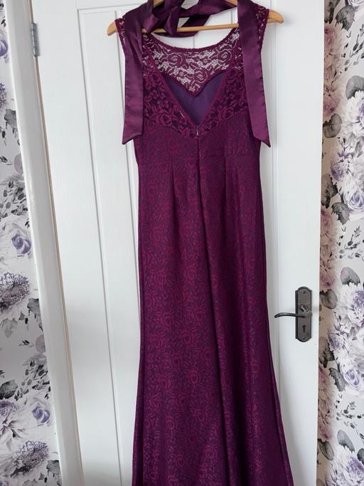 Buy & Sell South West London Kingston upon Thames - Photos for Figure hugging dress