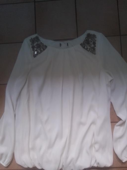 Buy & Sell West Midlands Walsall - Photos for LADIES CREAM TOP