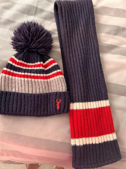 Buy & Sell South East London Croydon - Photos for Next hat and scarf set