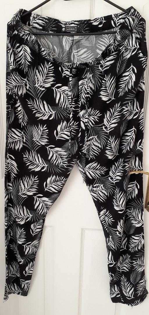 Buy & Sell West Midlands Walsall - Photos for new ladies size 12/14 trousers