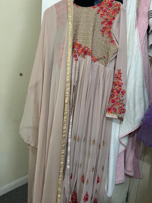Buy & Sell East London Aldborough Hatch - East London - Photos for Long Bengali dress