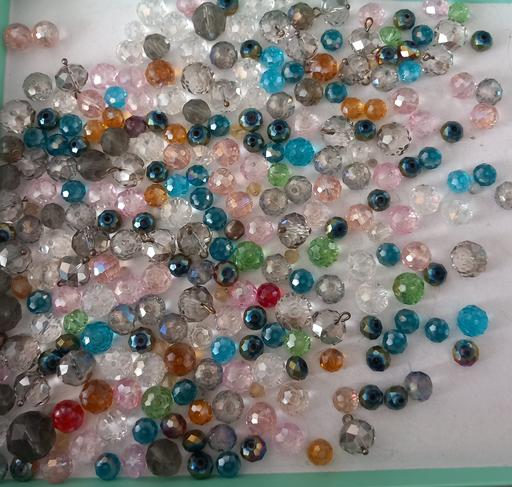 Buy & Sell Merseyside Saint Helens - Photos for Large collection of vintage crystal beads