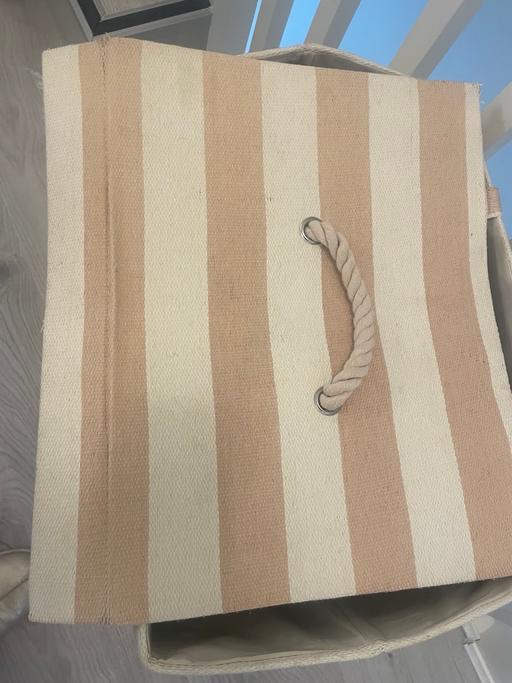 Buy & Sell East London Highams Park - East London - Photos for Laundry basket