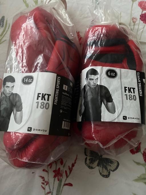 Buy & Sell West Midlands Dudley - Photos for Domyos Boxing Gloves 6oz 14oz