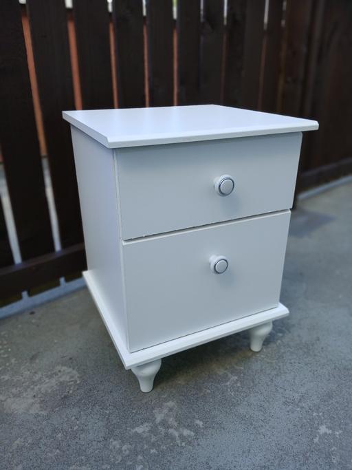 Buy & Sell North Ayrshire Ardrossan - North Ayrshire - Photos for One White Bedside Drawers
