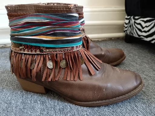 Buy & Sell Gloucestershire Gloucester - Photos for Unique quirky boots UK size 6 Very bohemian