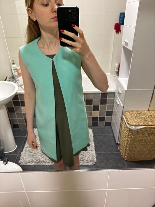 Buy & Sell East London Wapping - East London - Photos for Tiffany-Colored Sleeveless Jacket