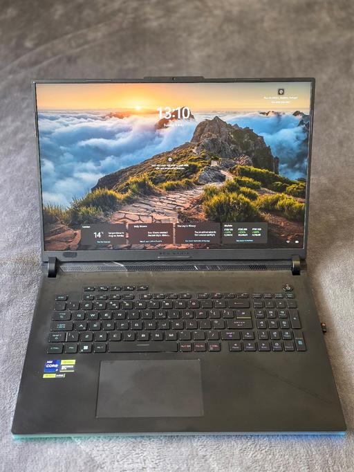 Buy & Sell East London Old Ford - East London - Photos for ASUS ROG Strix Scar 18 G834JY | RTX 4090