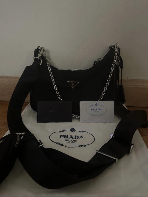 Buy & Sell West London Maida Vale - West London - Photos for Prada shoulder bag re-edition 2005