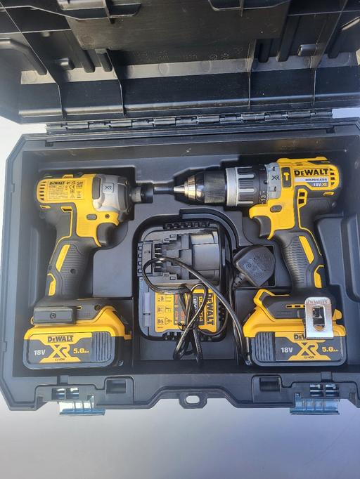Buy & Sell West Midlands Sandwell - Photos for Dewalt 18V XR Brushless Impact & Combi drill