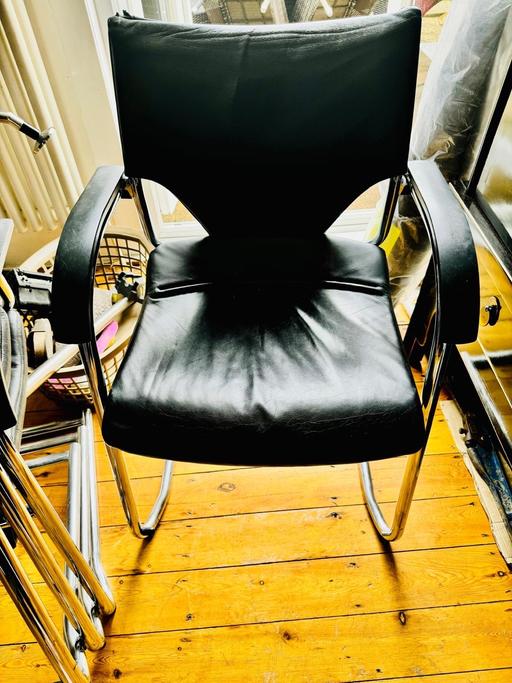 Buy & Sell South East London Catford - South East London - Photos for Leather office chair(s)