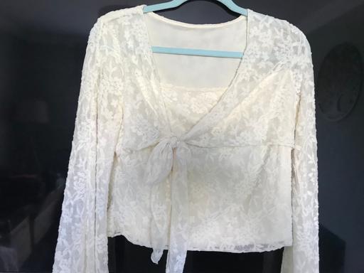 Buy & Sell Buckinghamshire Dorney Reach - Buckinghamshire - Photos for Cream Lacey top