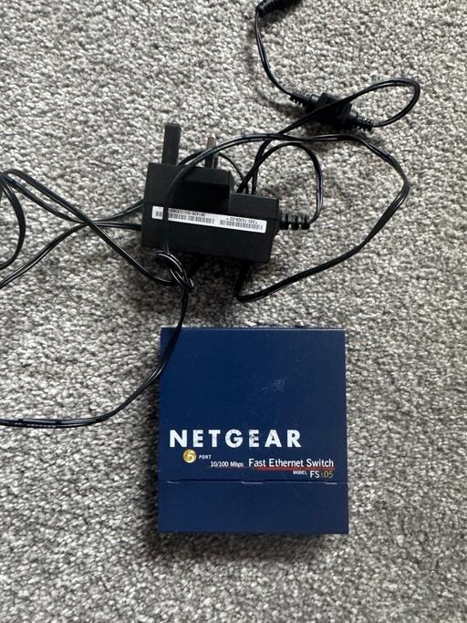 Buy & Sell Greater Manchester Wigan - Photos for Net-gear 5 port network switch