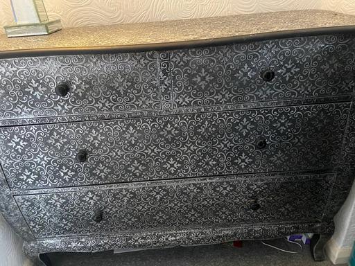 Buy & Sell South Yorkshire Rotherham - Photos for Sliver embossed chest of drawers