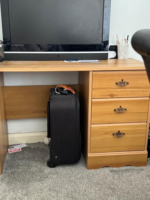 Buy & Sell West Midlands Birmingham - Photos for Small desk