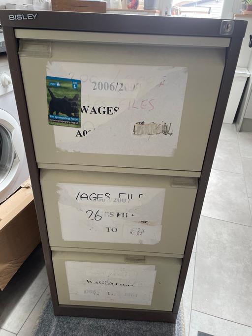 Buy & Sell Essex Thurrock - Essex - Photos for Bisley Metal Filing Cabinet