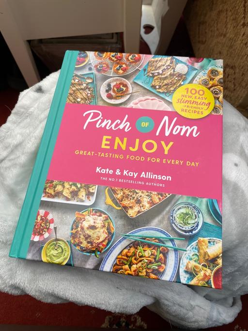 Buy & Sell North Northamptonshire Kettering - NN15 - Photos for Pinch of nom book brand new