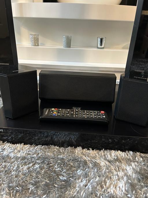 Buy & Sell West Midlands Wolverhampton - Photos for Samsung blue-ray dvd player with surround