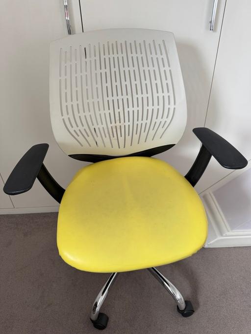 Buy & Sell Hertfordshire Broxbourne - Photos for Office chair with arms