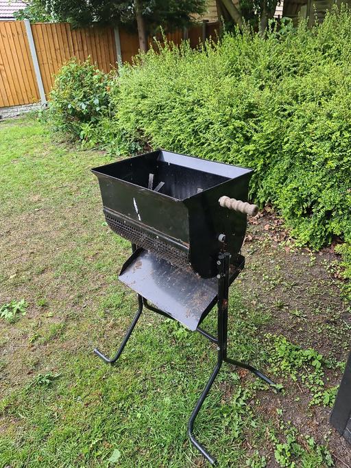 Buy & Sell Staffordshire Lichfield - Photos for manual rotary soil sieve.
