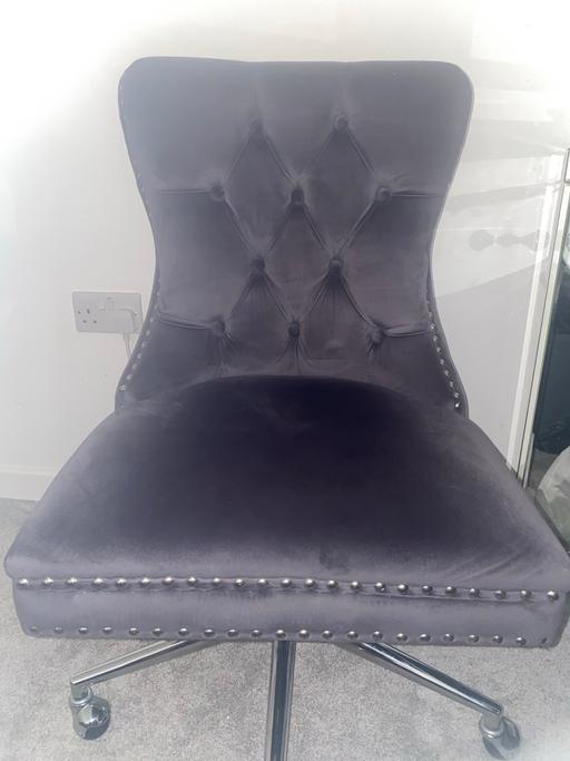 Buy & Sell South East London Elmstead - South East London - Photos for Grey Velvet Computer/Vanity Chair