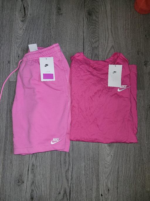 Buy & Sell Lyng Sandwell - Photos for Nike T-Shirts and Shorts