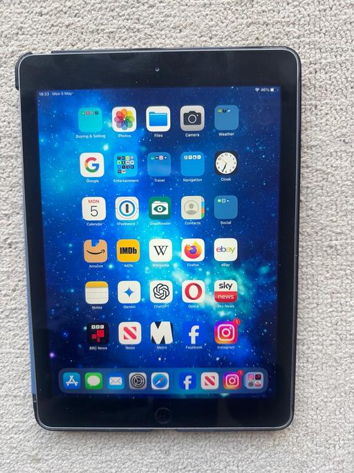 Buy & Sell Kent Canterbury - Photos for iPad 5th Generation 32gb Space Grey