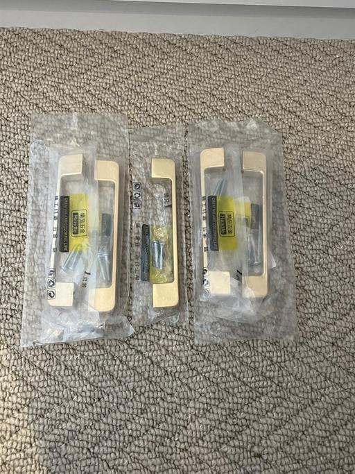 Buy & Sell Greater Manchester Bury - Photos for Gold cabinet/cupboard handles