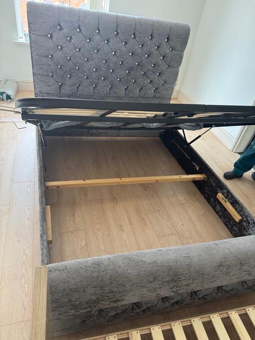 Buy & Sell West Midlands Birmingham - Photos for King sized storage bed