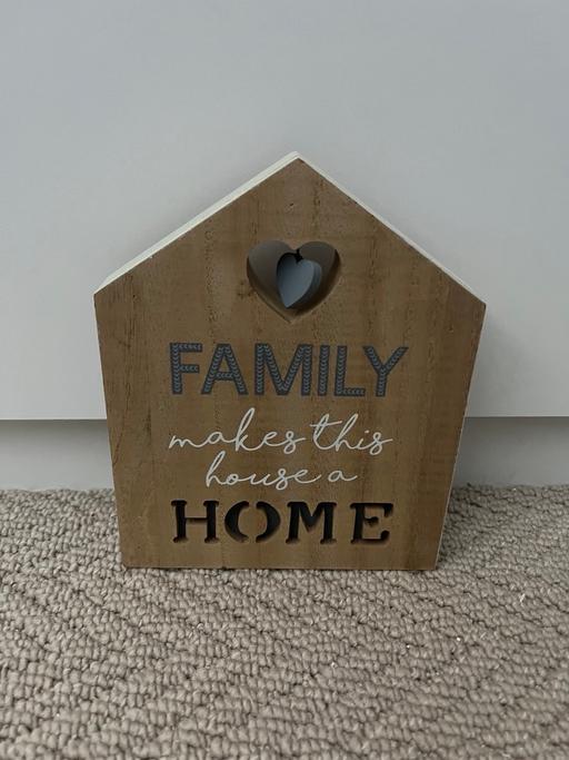 Buy & Sell Greater Manchester Bury - Photos for Family house plaque ornament