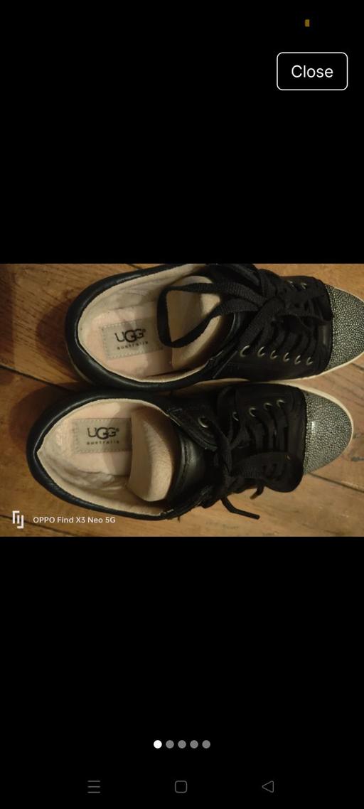 Buy & Sell South East London Croydon - Photos for UGG trainers size 6
