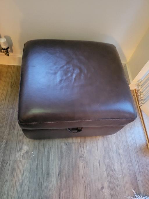 Buy & Sell Hertfordshire Broxbourne - Photos for DFS Genuine Leather Storage Footstool - Choco