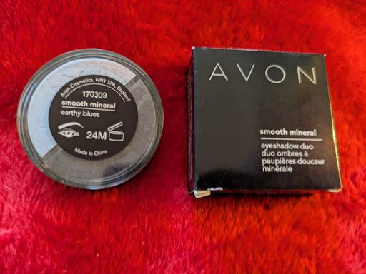 Buy & Sell Shropshire Telford and Wrekin - Photos for SMOOTH MINERAL EYESHADOW DUO