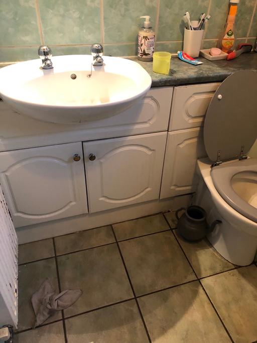 Buy & Sell West Midlands Birmingham - Photos for Bathroom furniture set
