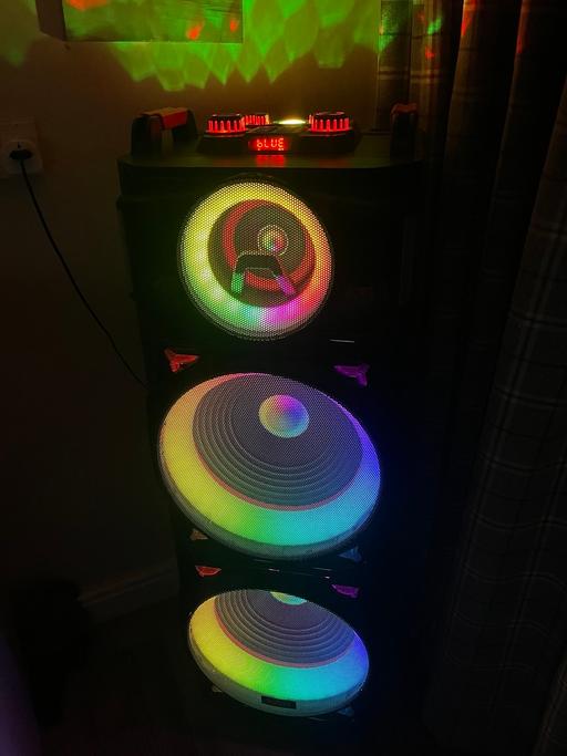 Buy & Sell West Yorkshire Kirklees - Photos for BLUETOOTH SPEAKER (GIANT)