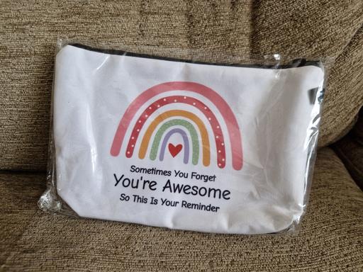 Buy & Sell Kent Thanet - Photos for bn make up bag